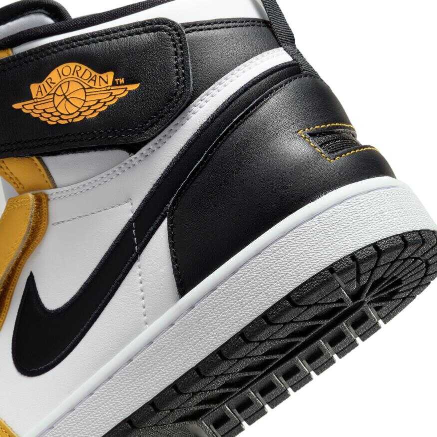 Air Jordan 1 High Flyease Erkek Basketbol Ayakkabısı