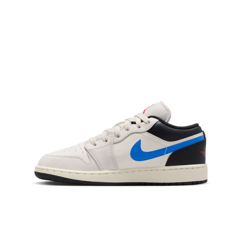 Air Jordan 1 Low Çocuk Basketbol Ayakkabısı