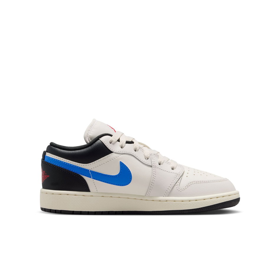 Air Jordan 1 Low Çocuk Basketbol Ayakkabısı