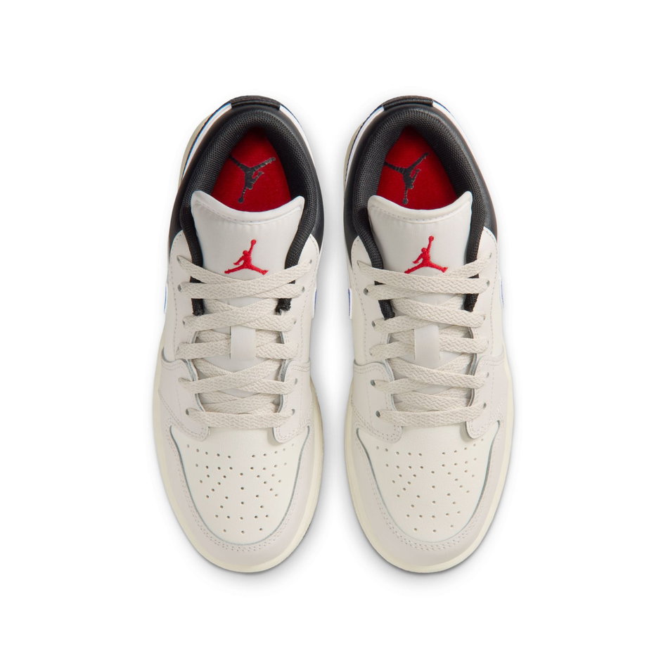 Air Jordan 1 Low Çocuk Basketbol Ayakkabısı
