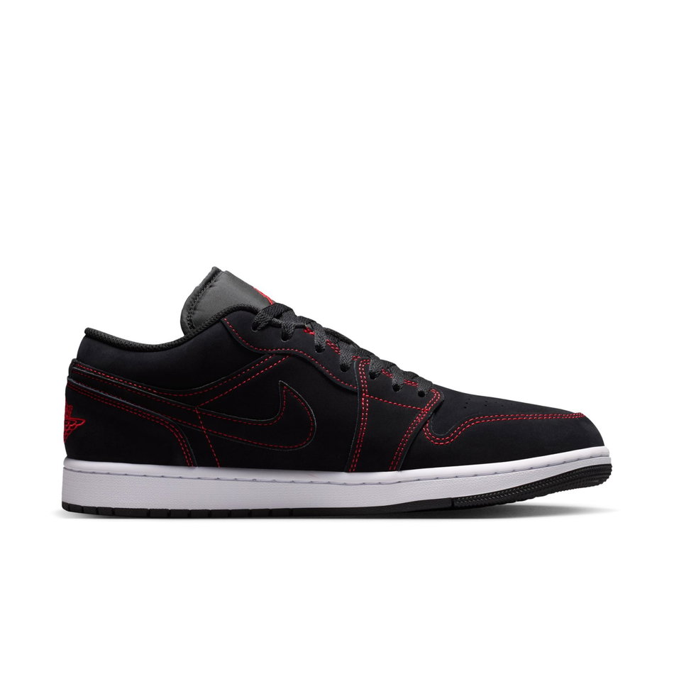 Air Jordan 1 Low Erkek Basketbol Ayakkabısı