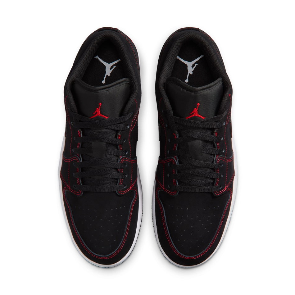 Air Jordan 1 Low Erkek Basketbol Ayakkabısı