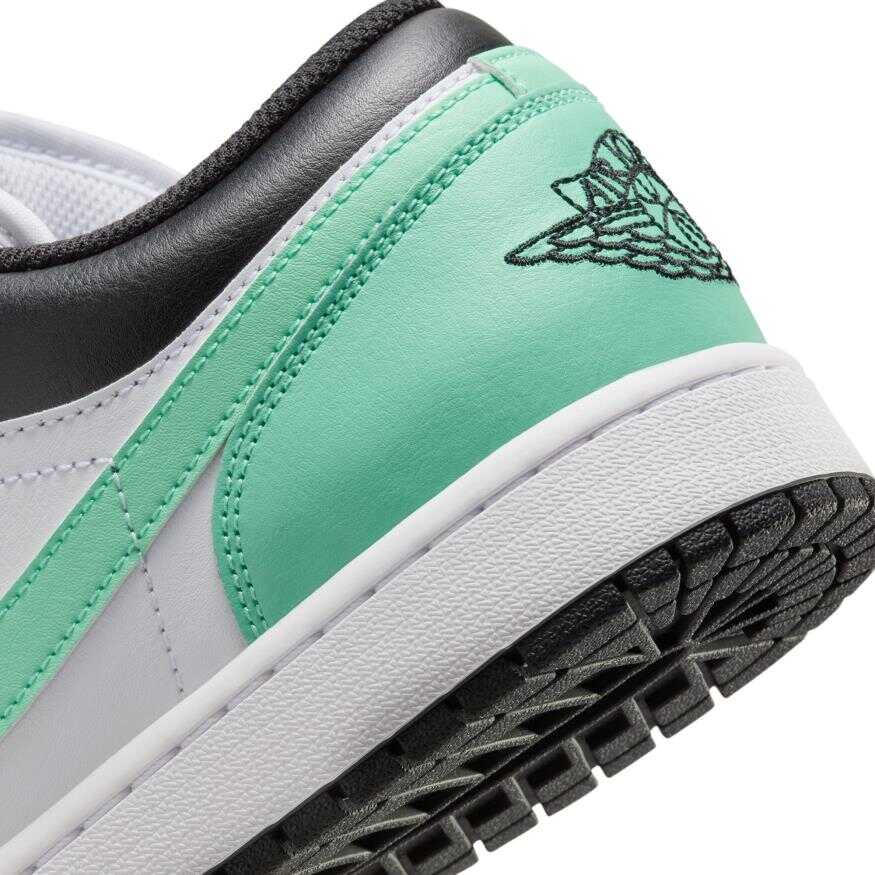 Air Jordan 1 Low Erkek Basketbol Ayakkabısı