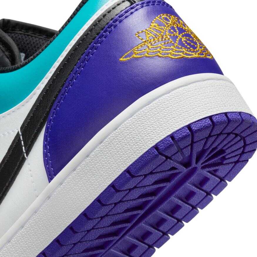 Air Jordan 1 Low Erkek Basketbol Ayakkabısı