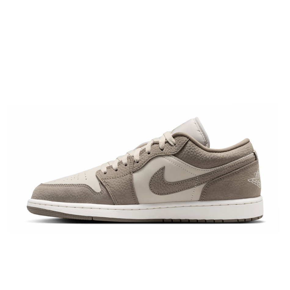 Air Jordan 1 Low Erkek Basketbol Ayakkabısı