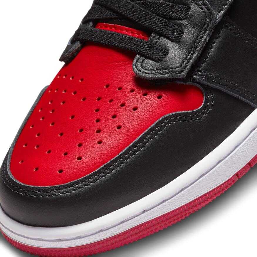 Air Jordan 1 Low Flyease Erkek Basketbol Ayakkabısı