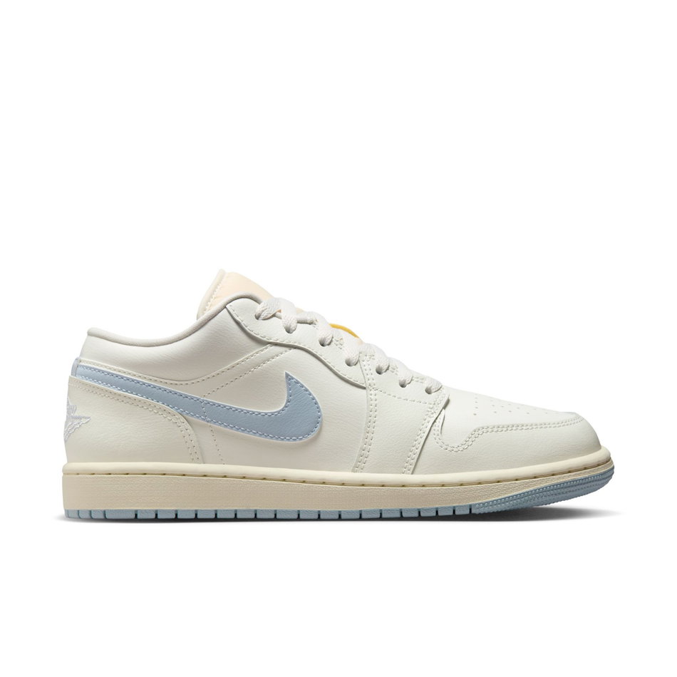 Air Jordan 1 Low 'Ghost' Kadın Basketbol Ayakkabısı