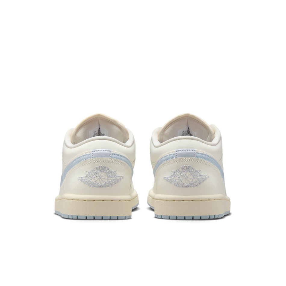 Air Jordan 1 Low 'Ghost' Kadın Basketbol Ayakkabısı