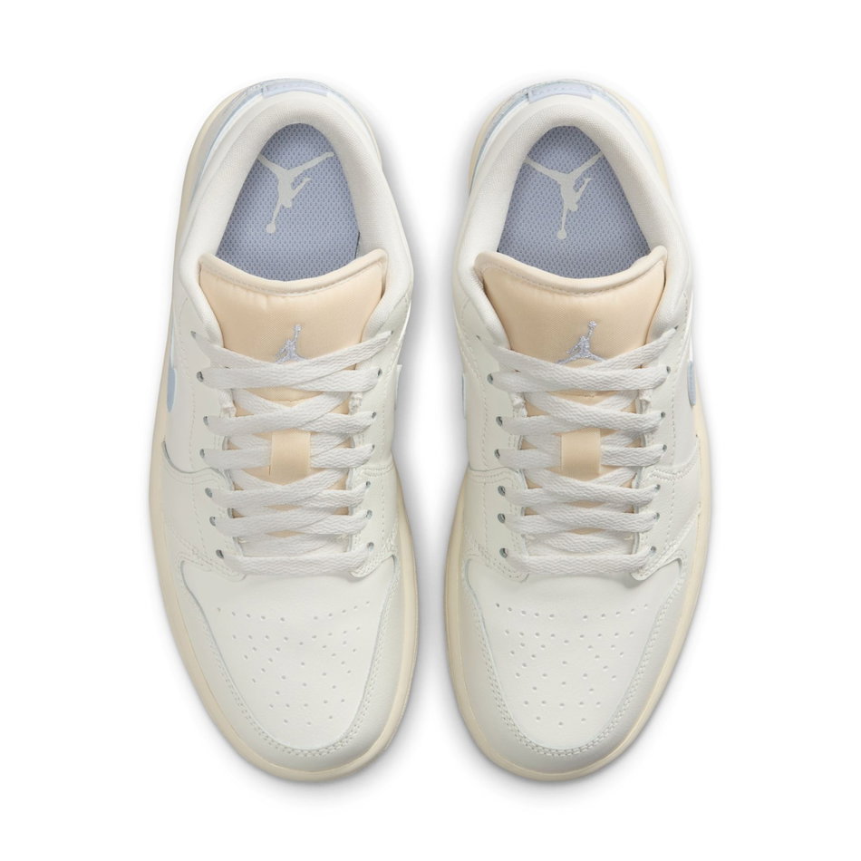 Air Jordan 1 Low 'Ghost' Kadın Basketbol Ayakkabısı