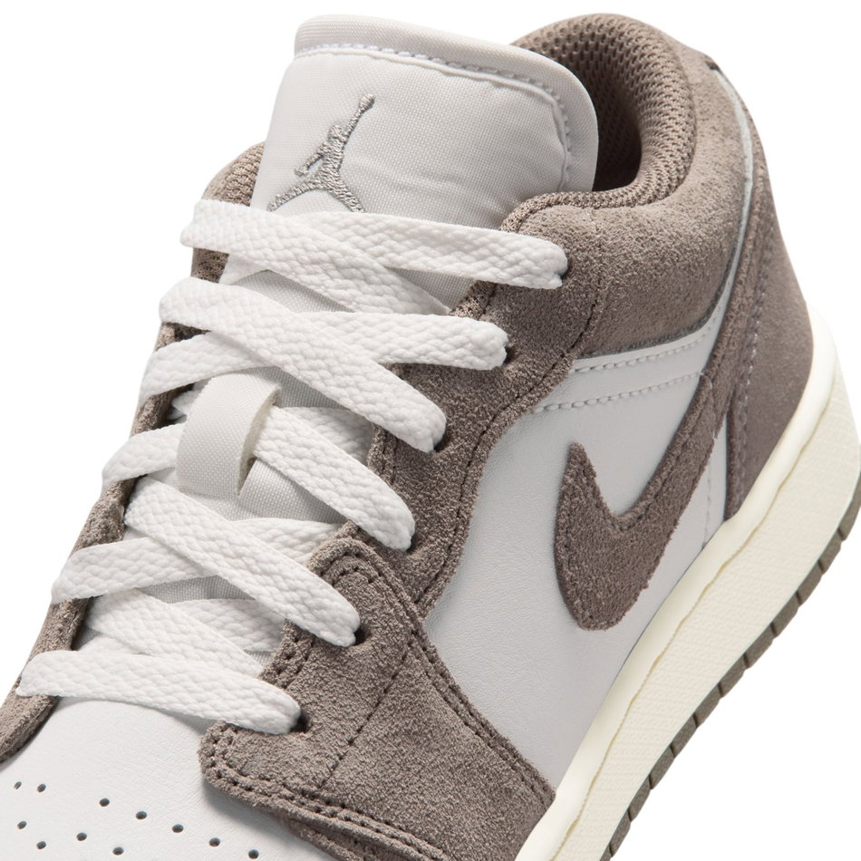 Air Jordan 1 Low Gs Basketbol Ayakkabısı