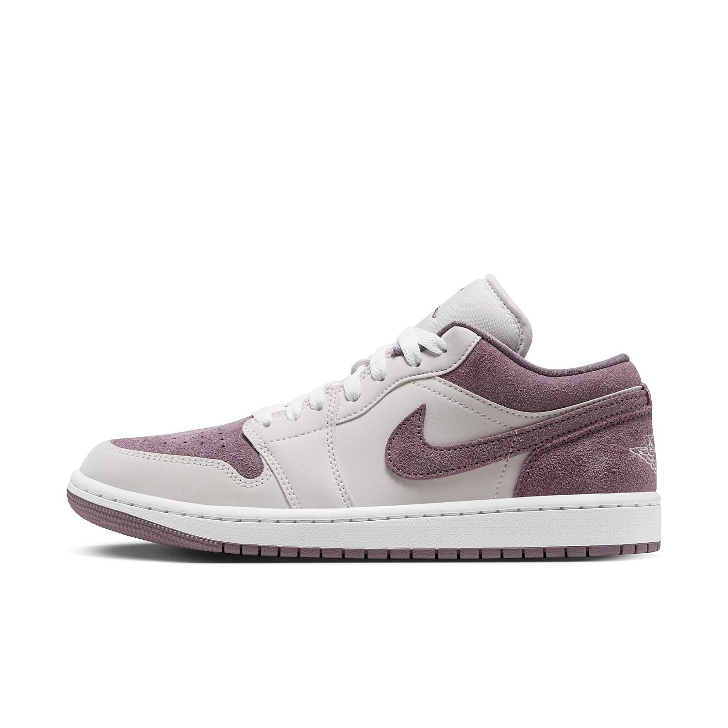 Женские кроссовки Air Jordan 1 Low Basketball для баскетбола