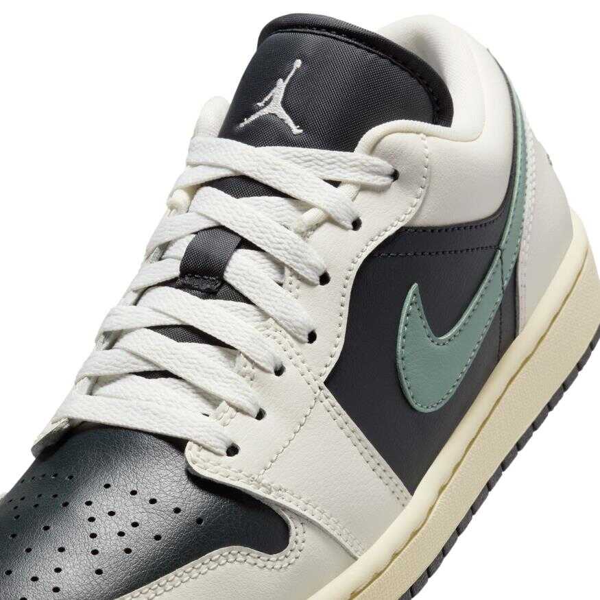 Air Jordan 1 Low Kadın Basketbol Ayakkabısı