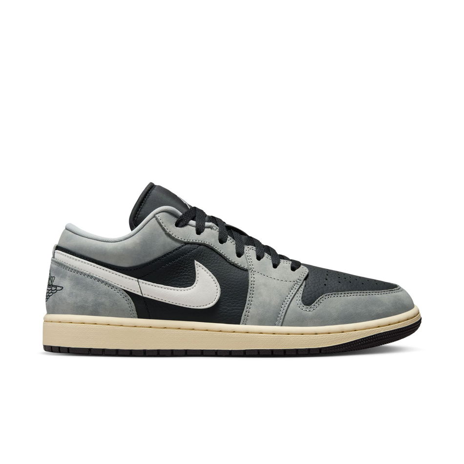 Air Jordan 1 Low 'Light Smoke Grey' SE Erkek Basketbol Ayakkabısı
