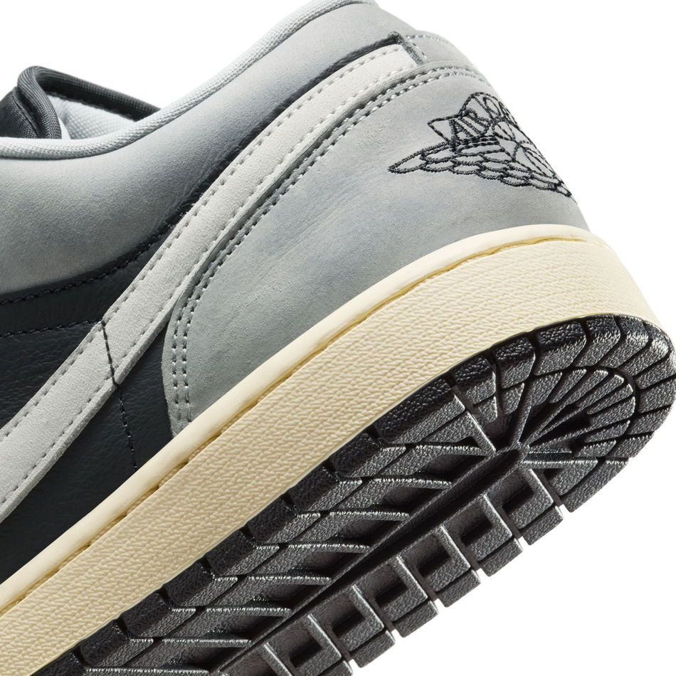 Air Jordan 1 Low 'Light Smoke Grey' SE Erkek Basketbol Ayakkabısı