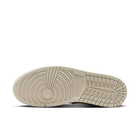 JORDAN - Air Jordan 1 Low 'Medium Olive' SE Erkek Basketbol Ayakkabısı (1)