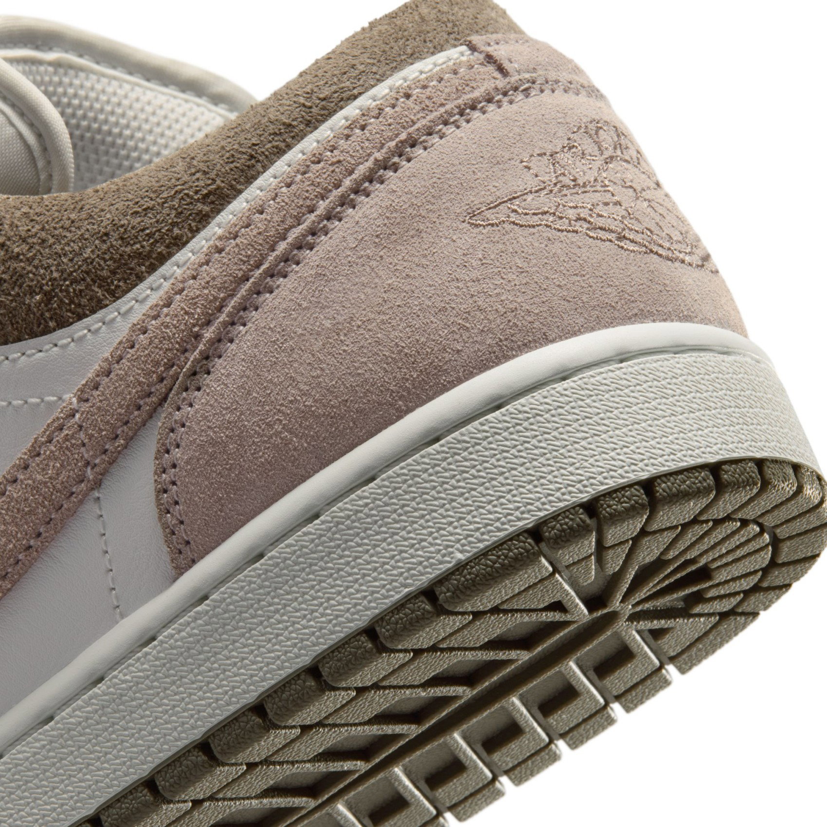 Nike Air Jordan 1 Low 'Olive Grey' Erkek Basketbol Ayakkabısı