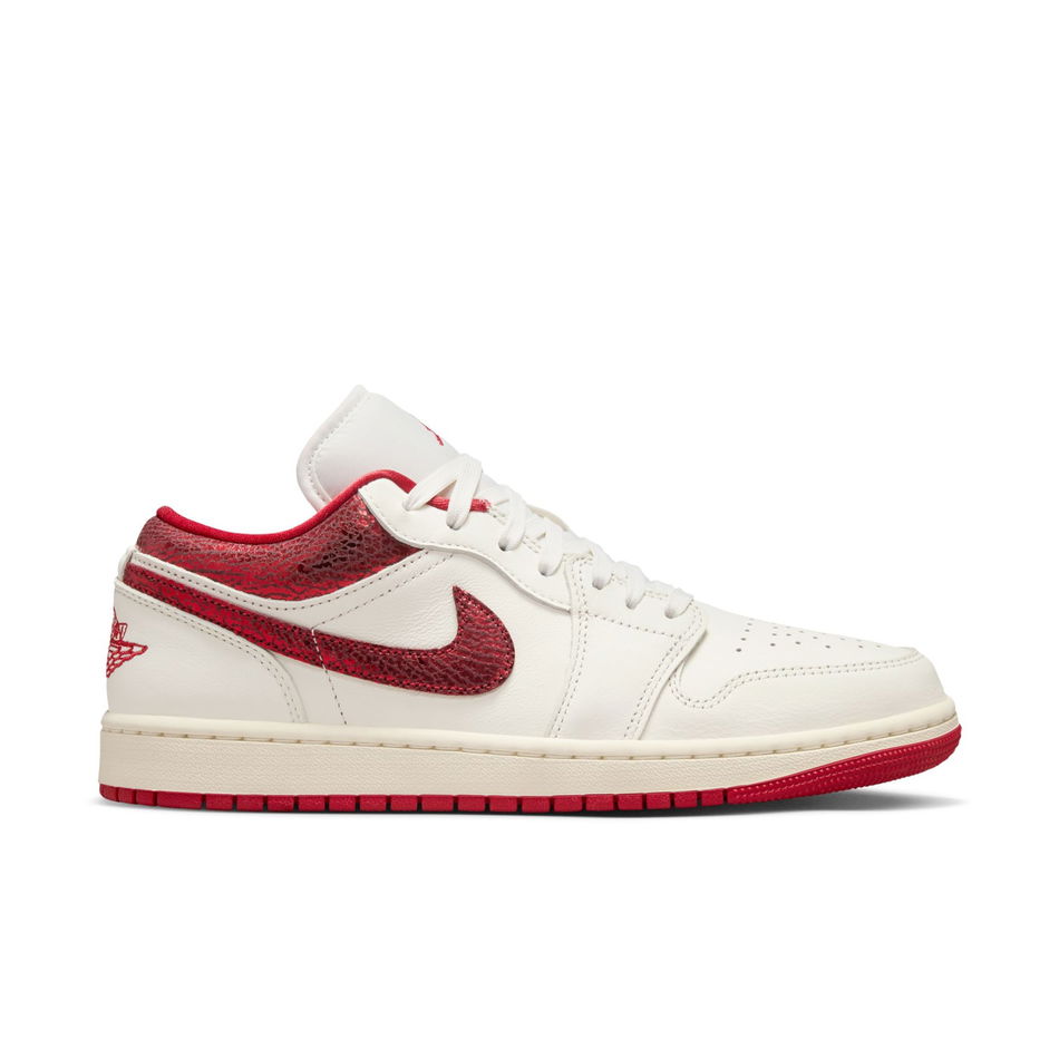 Air Jordan 1 Low 'Ruby' SE Kadın Basketbol Ayakkabısı