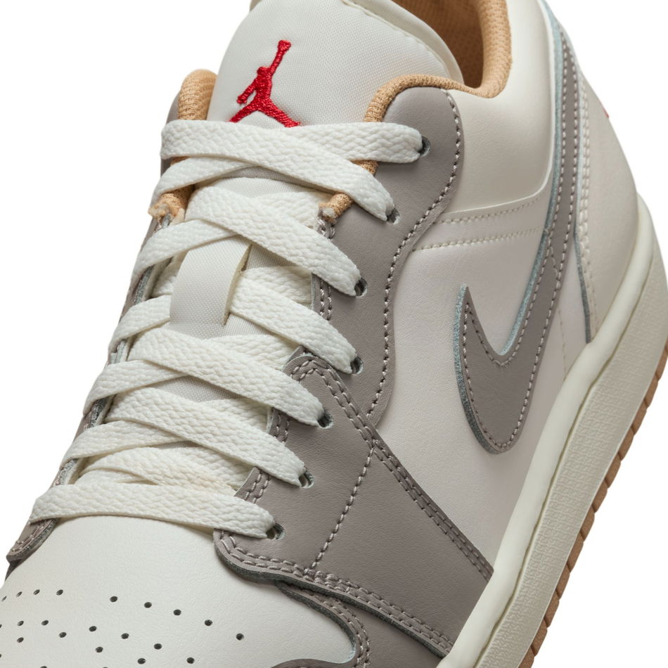 Air Jordan 1 Low 'Sail College Grey' Erkek Basketbol Ayakkabısı