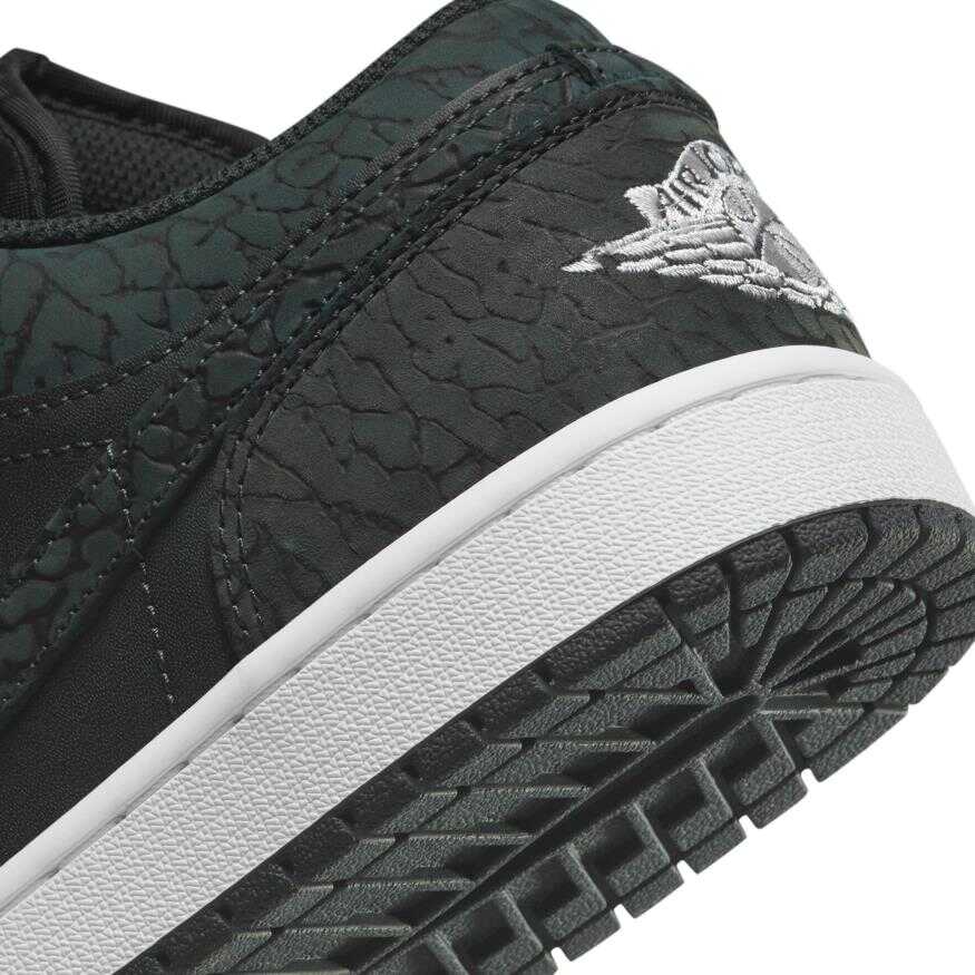 Air Jordan 1 Low SE Erkek Basketbol Ayakkabısı