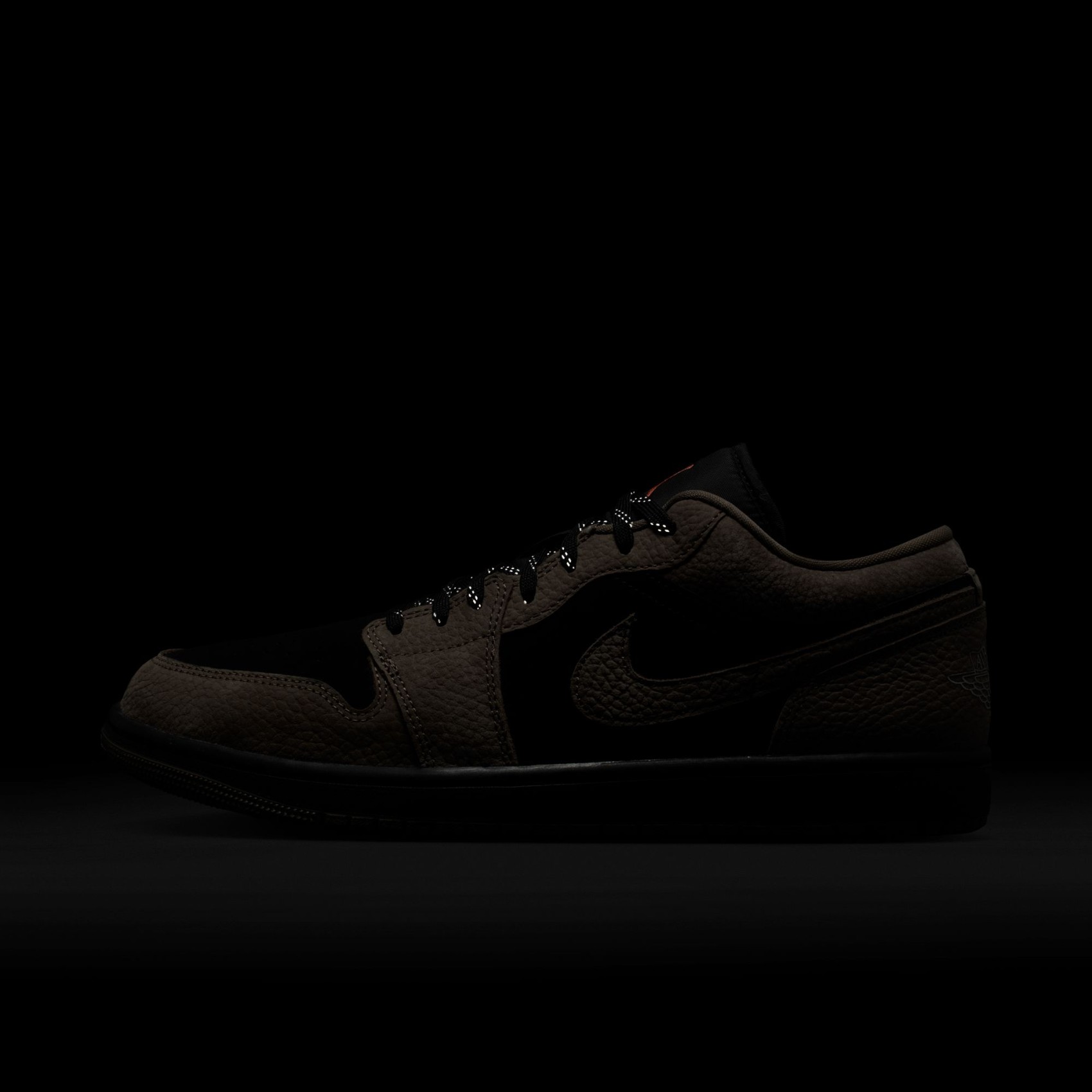 Nike Air Jordan 1 Low SE Erkek Basketbol Ayakkabısı IB7109-005