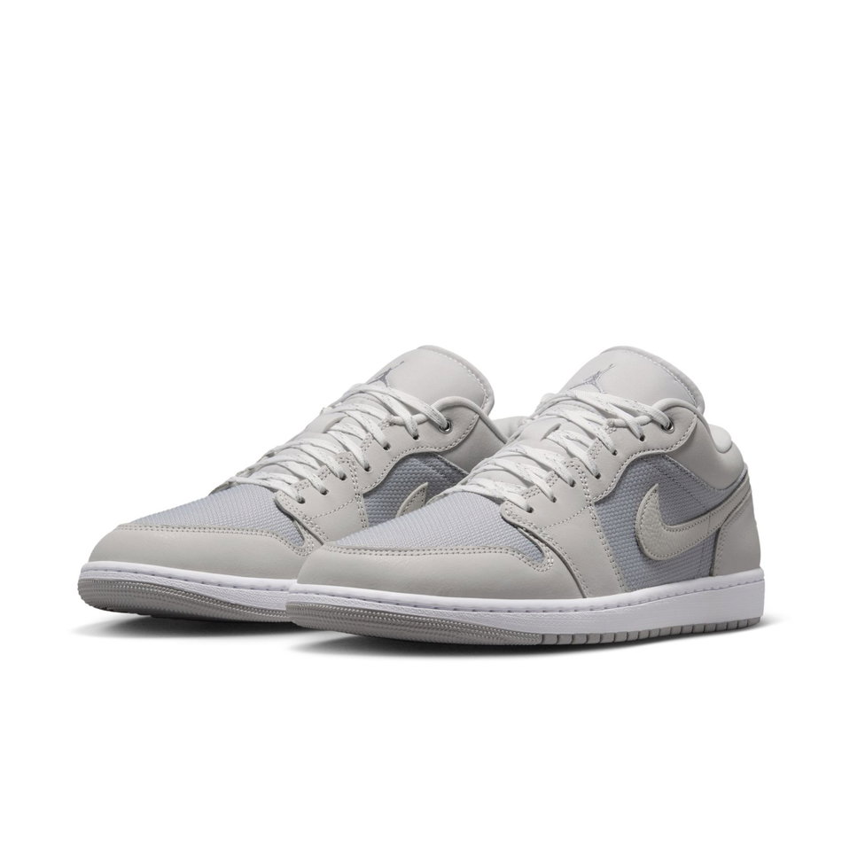 Air Jordan 1 Low Se Erkek Gri Basketbol Ayakkabısı
