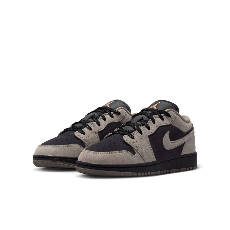 Air Jordan 1 Low SE Gs Basketbol Ayakkabısı