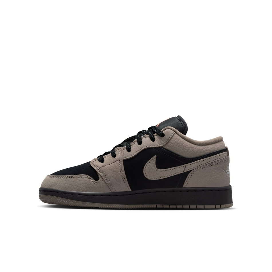 Air Jordan 1 Low SE Gs Basketbol Ayakkabısı