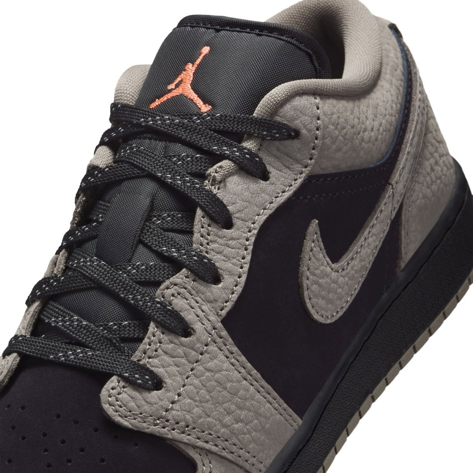 Air Jordan 1 Low SE Gs Basketbol Ayakkabısı