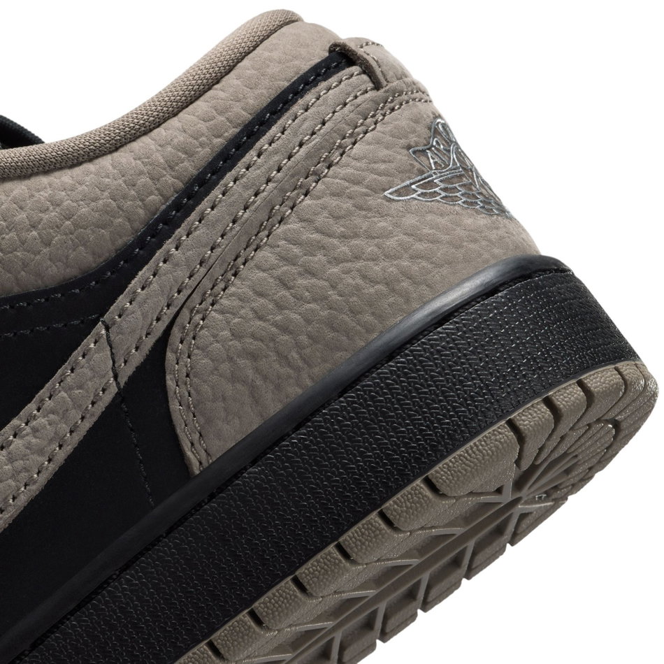 Air Jordan 1 Low SE Gs Basketbol Ayakkabısı