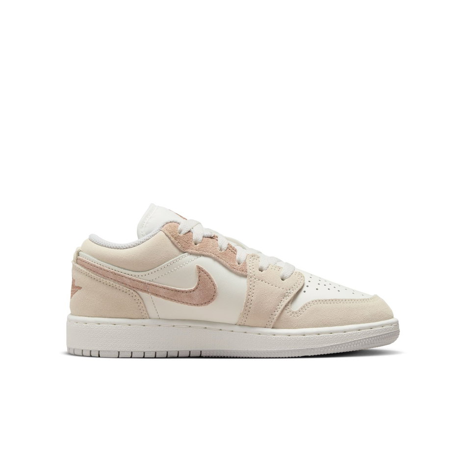 Air Jordan 1 Low SE Gs Bej Basketbol Ayakkabısı