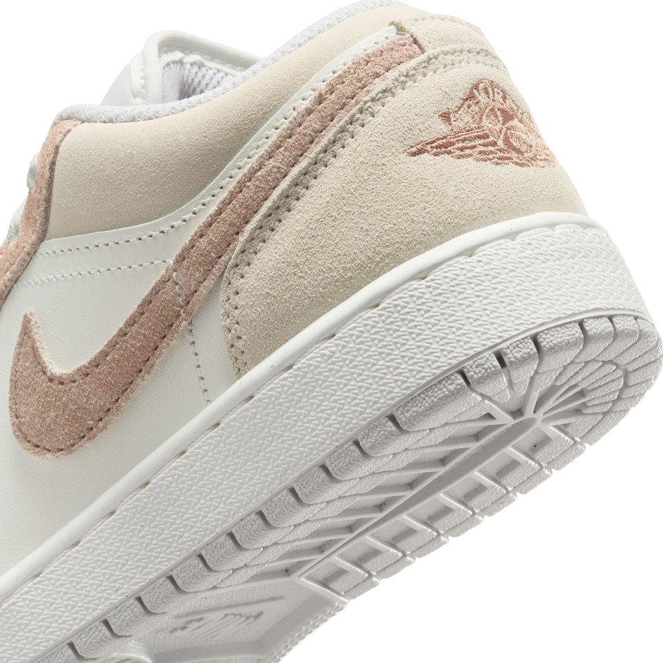 Air Jordan 1 Low SE Gs Bej Basketbol Ayakkabısı
