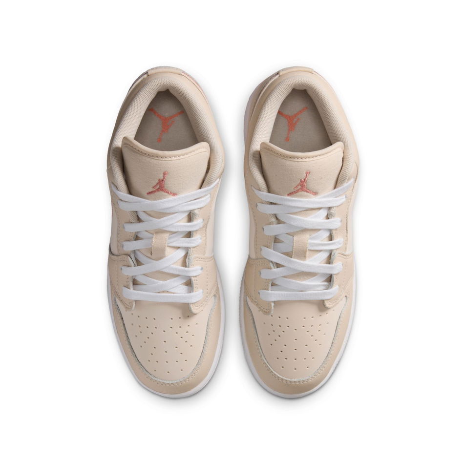 Air Jordan 1 Low SE Gs Bej Basketbol Ayakkabısı
