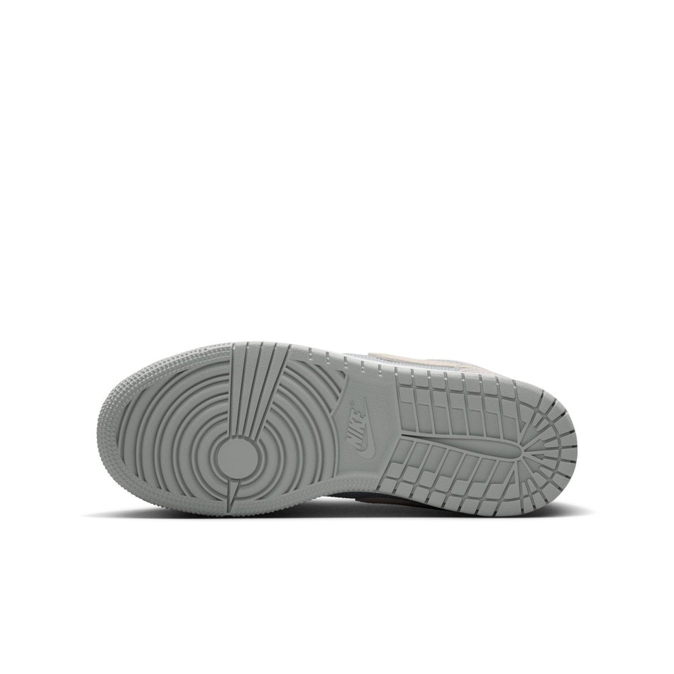 Air Jordan 1 Low SE Gs Gri Basketbol Ayakkabısı