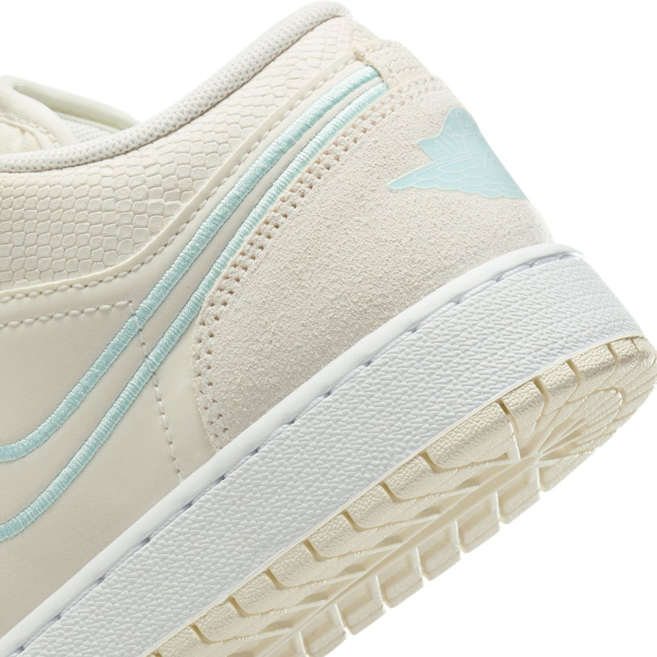 Air Jordan 1 Low SE Gs 'Igloo' Basketbol Ayakkabısı