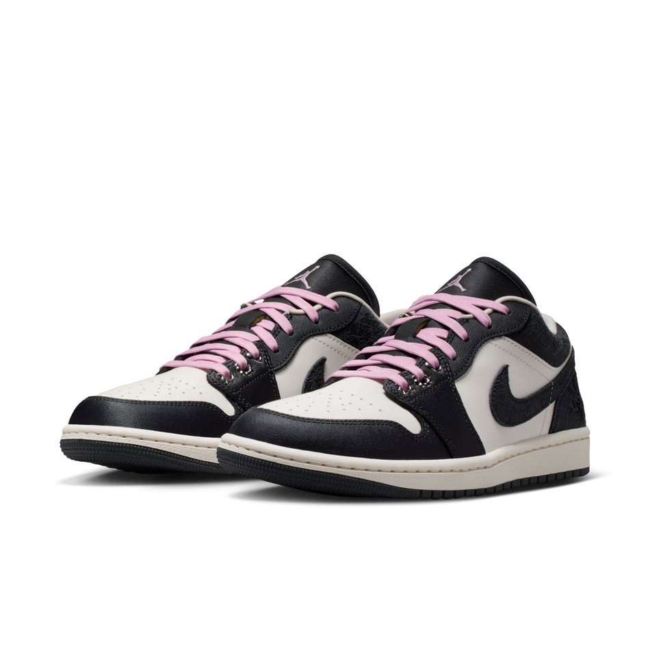 Air Jordan 1 Low SE 