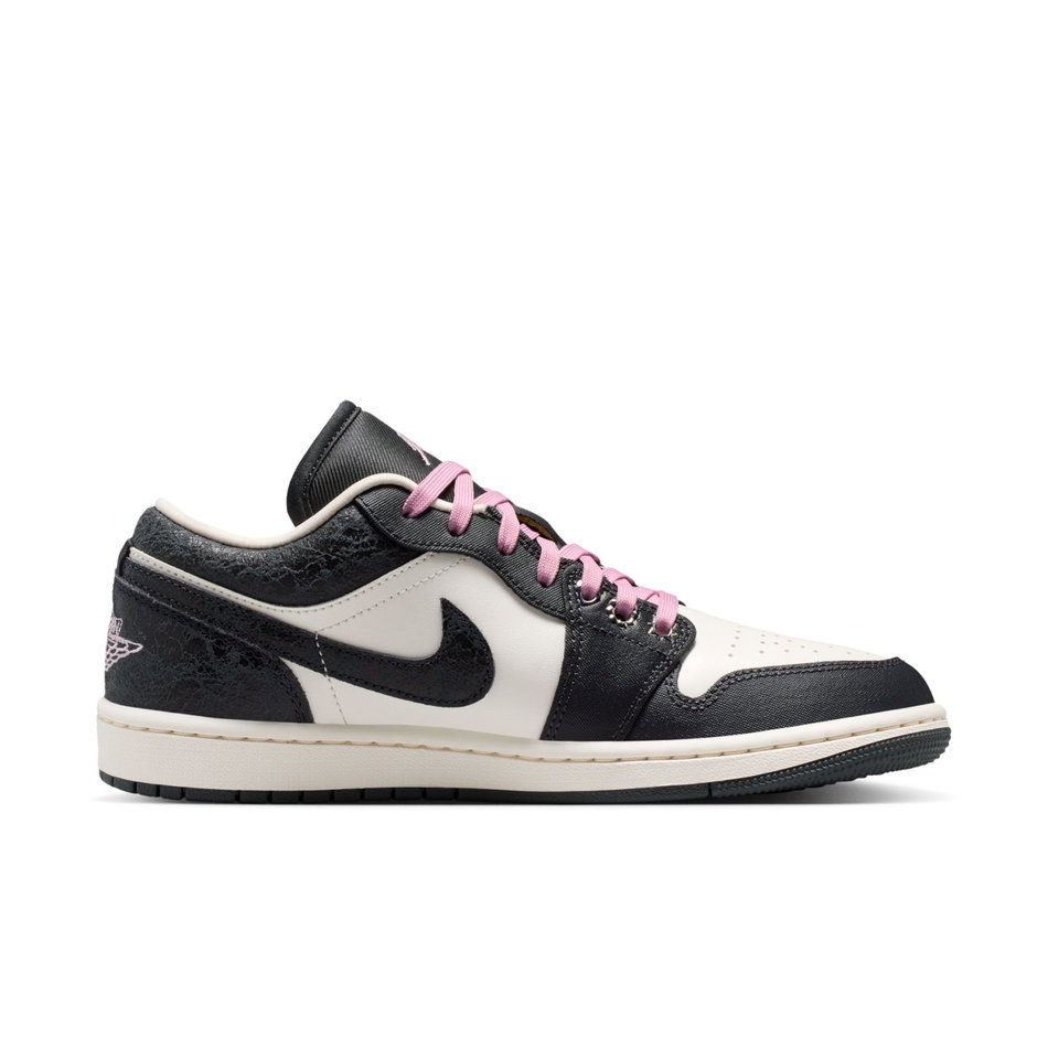 Air Jordan 1 Low SE 