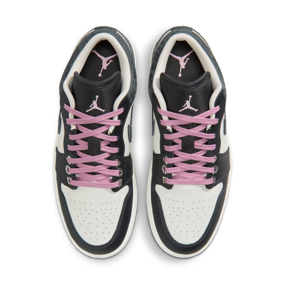 Air Jordan 1 Low SE 