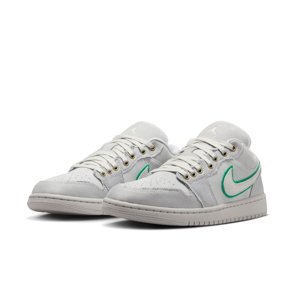 Air Jordan 1 Low SE Kadın Basketbol Ayakkabısı
