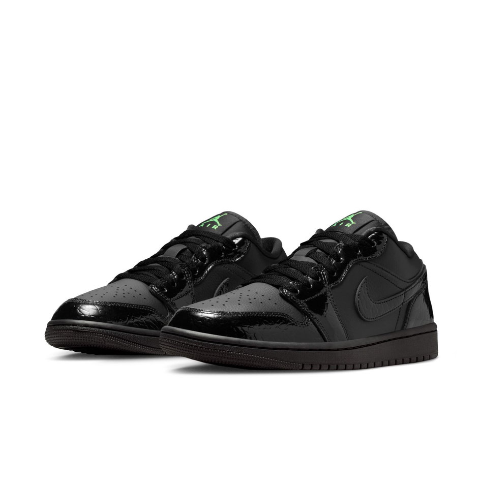 Air Jordan 1 Low SE Kadın Siyah Basketbol Ayakkabısı