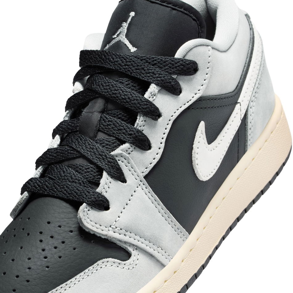 Air Jordan 1 Low SE 'Light Smoke Grey' Gs Basketbol Ayakkabısı