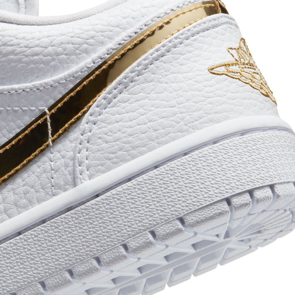 Air Jordan 1 Low SE Metallic Gold Kadın Basketbol Ayakkabısı