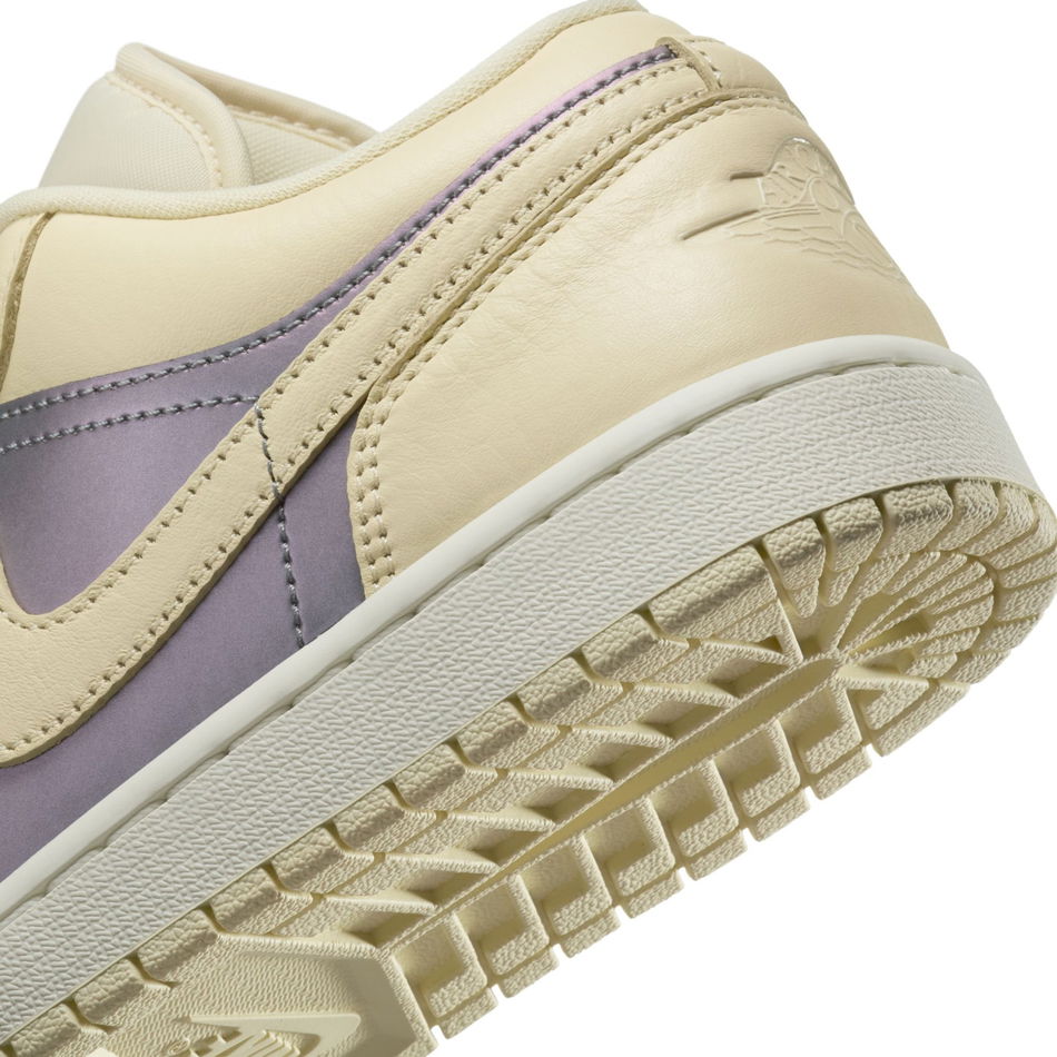 Air Jordan 1 Low SE 'Muslin Royal Tint' Kadın Basketbol Ayakkabısı