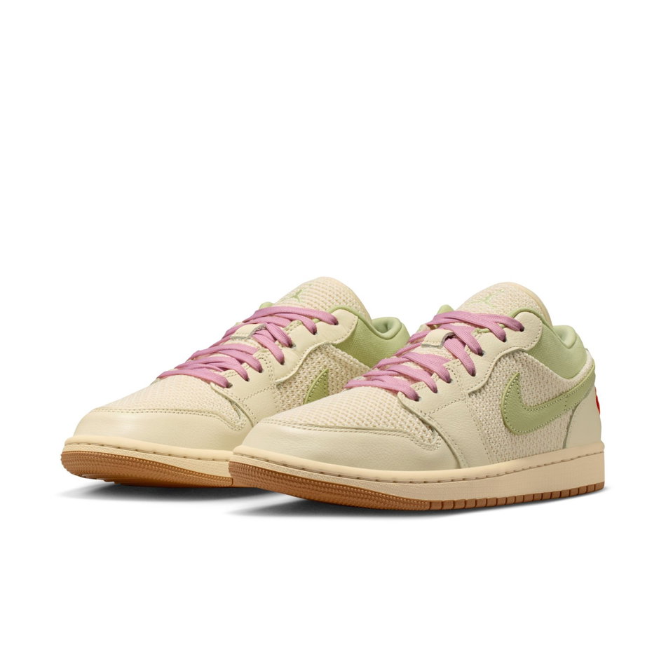 Air Jordan 1 Low SE 'Olive Aura' Kadın Basketbol Ayakkabısı