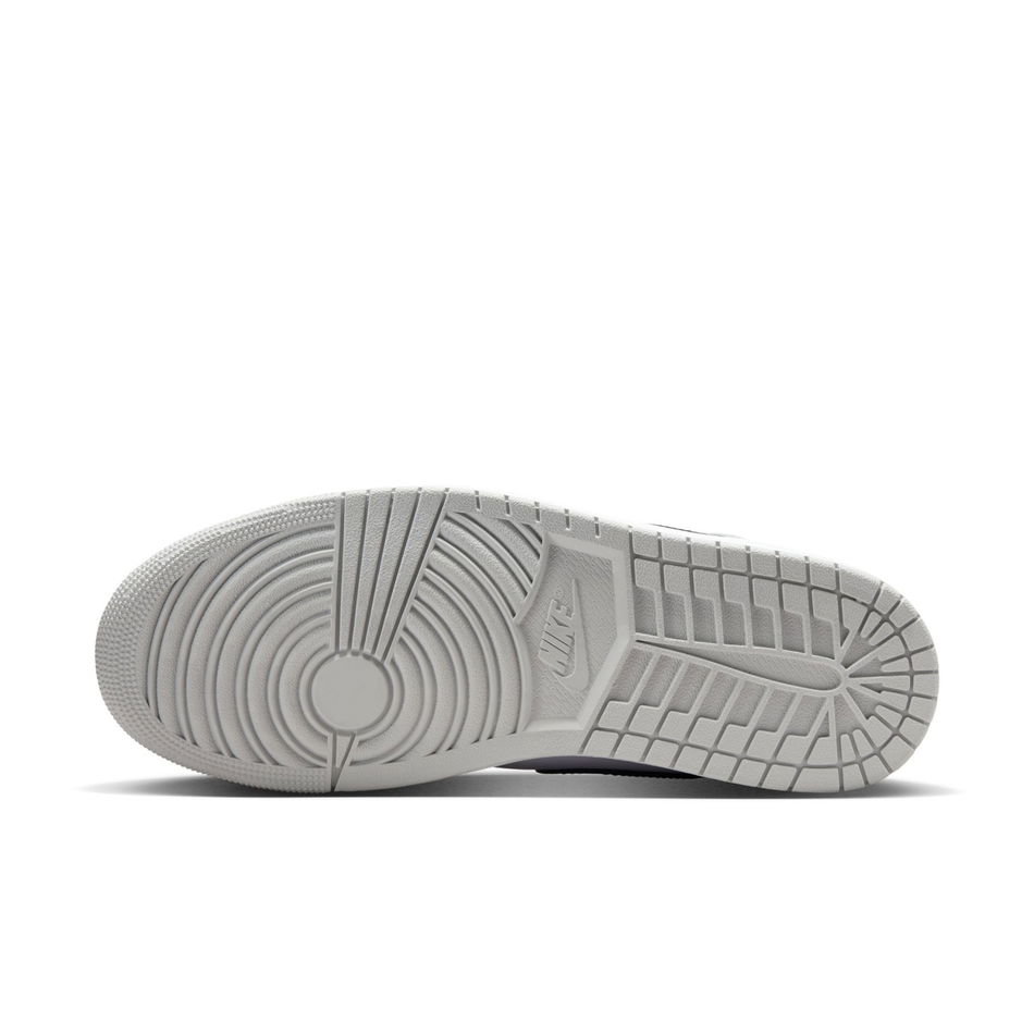 Air Jordan 1 Mid 'Barons ' Erkek Basketbol Ayakkabısı