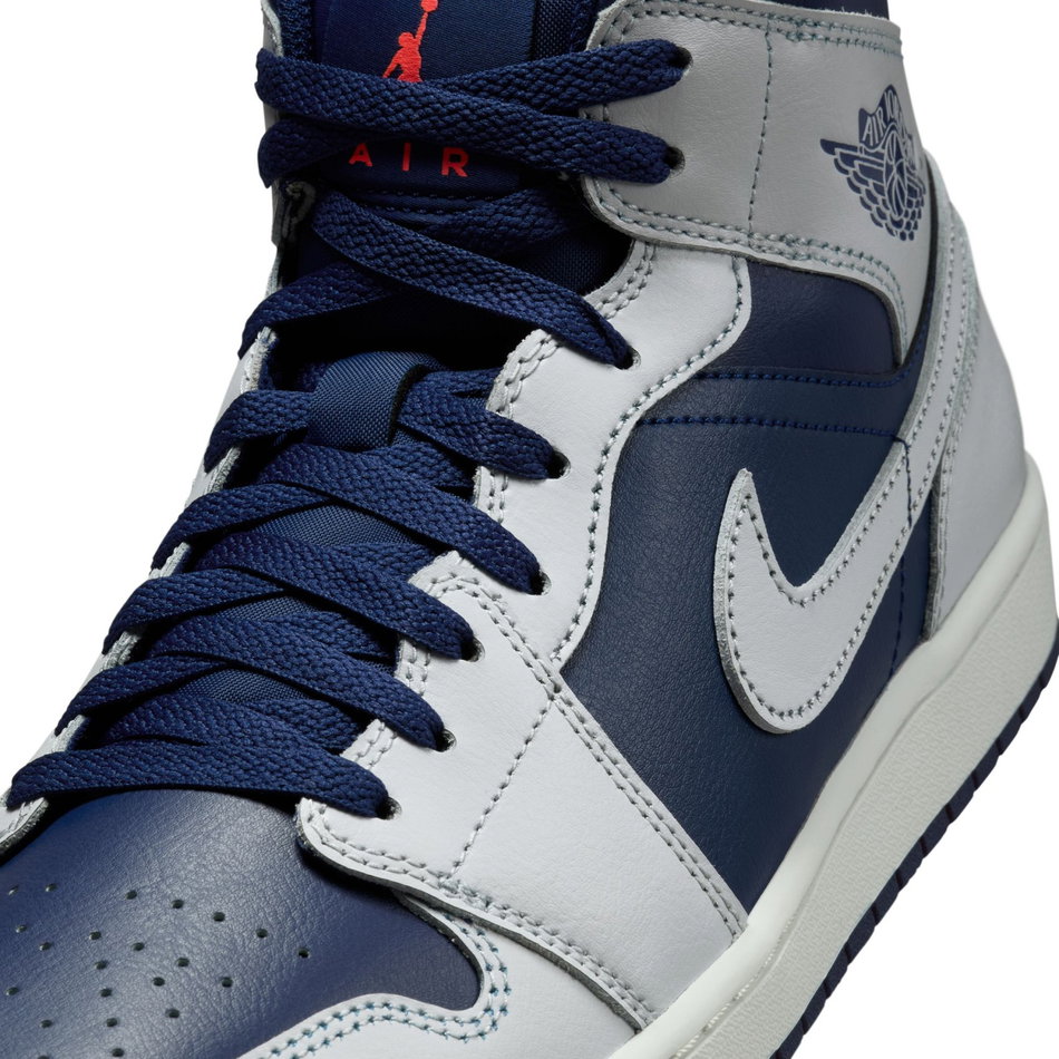 Air Jordan 1 Mid 'Blue Void' Erkek Basketbol Ayakkabısı