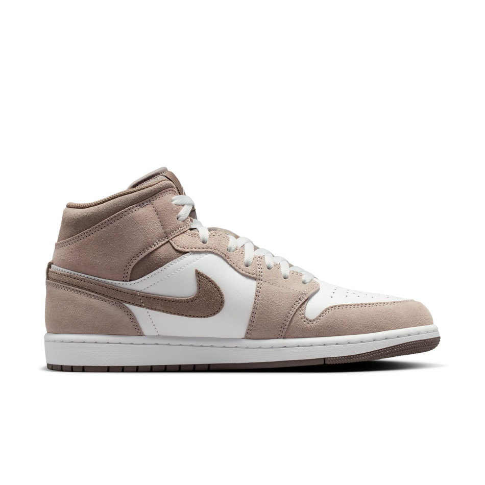Air Jordan 1 Mid Erkek Basketbol Ayakkabısı