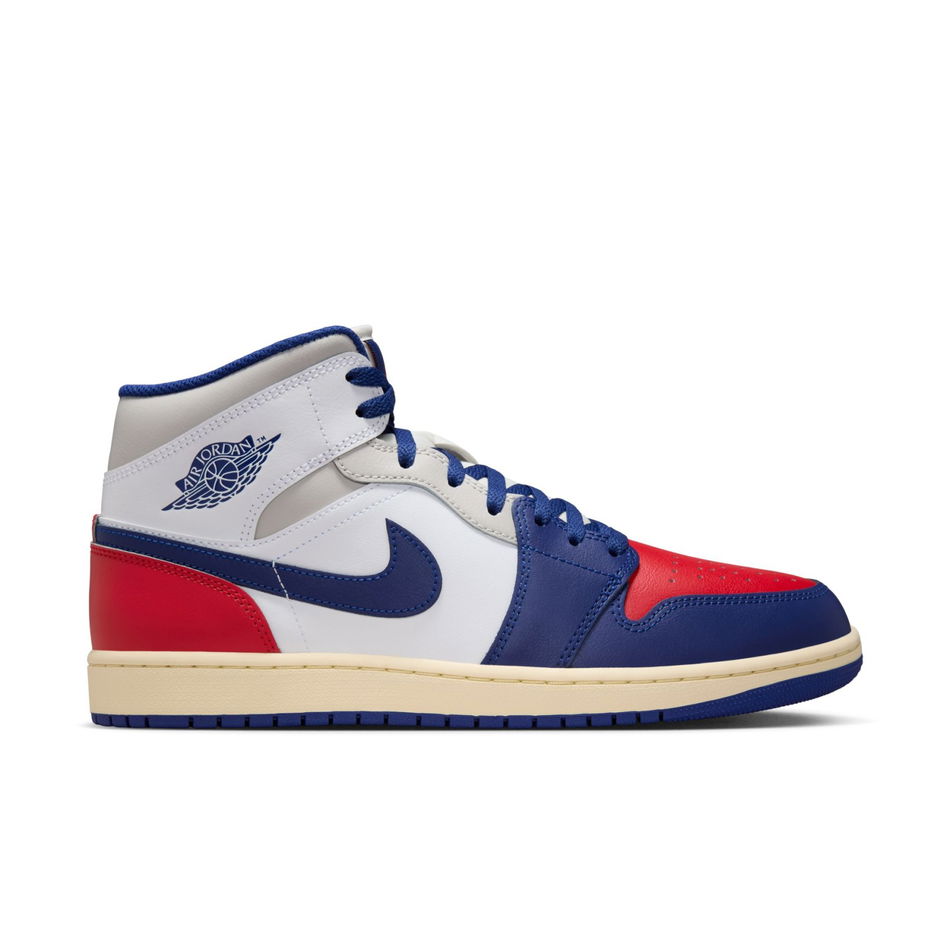 Air Jordan 1 Mid Erkek Basketbol Ayakkabısı