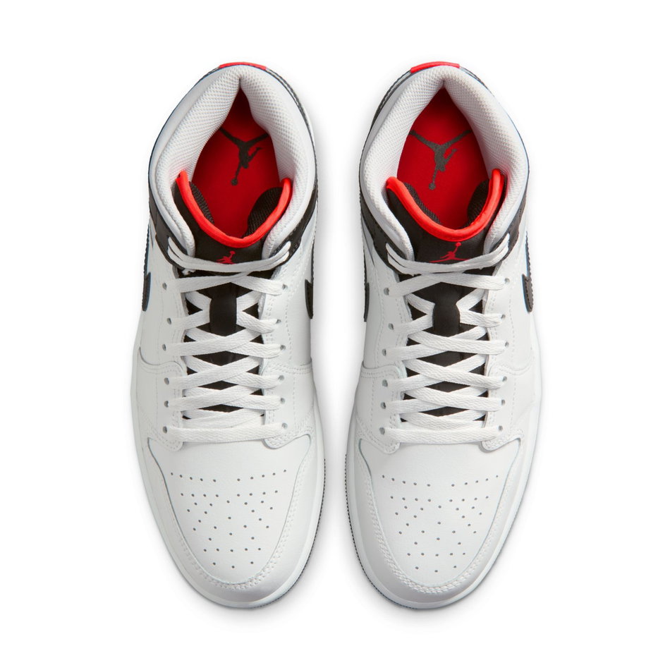 Air Jordan 1 Mid Erkek Basketbol Ayakkabısı