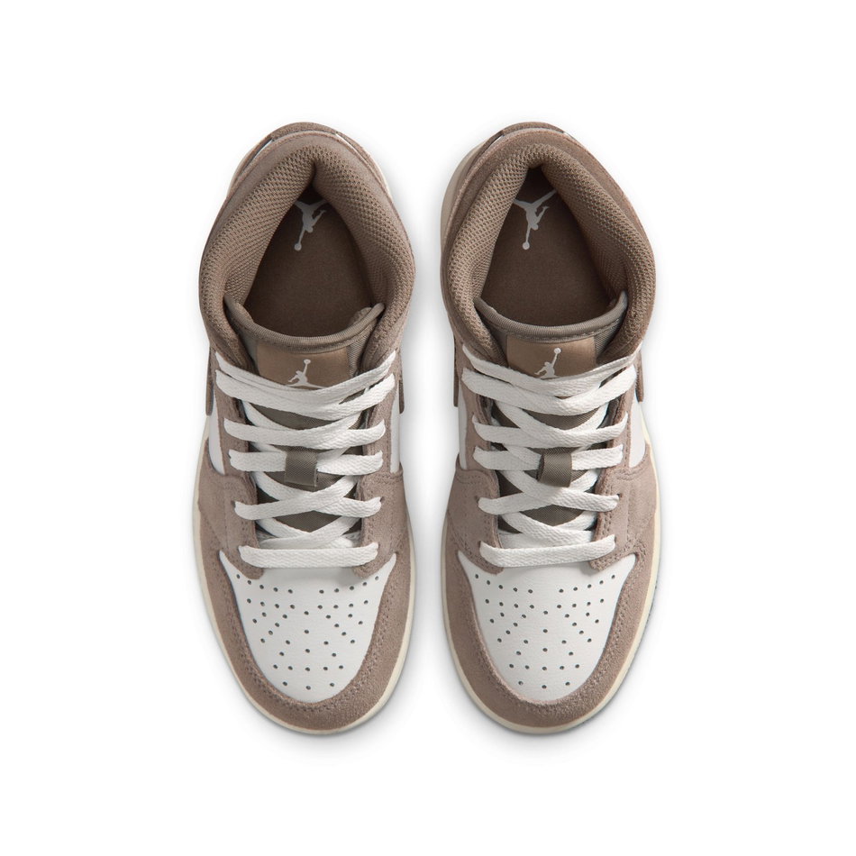 Air Jordan 1 Mid Gs Basketbol Ayakkabısı