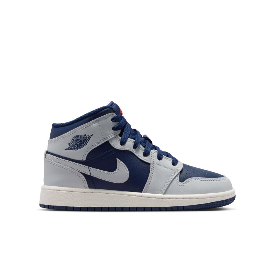 Air Jordan 1 Mid Gs Basketbol Ayakkabısı